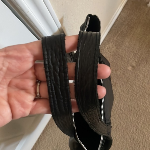 Real leather Black Tote - Picture 7 of 12